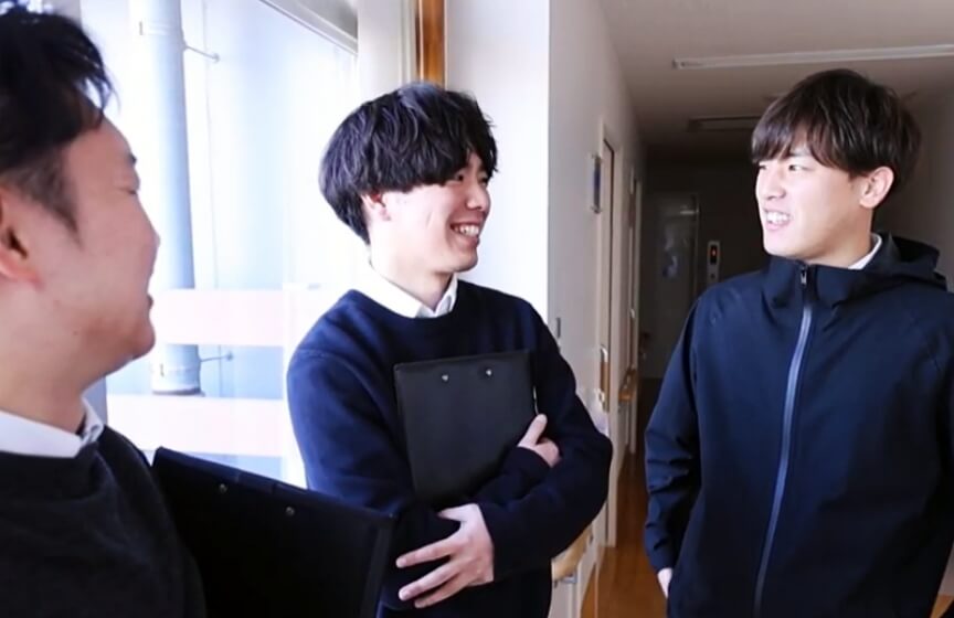 先輩職員インタビュー